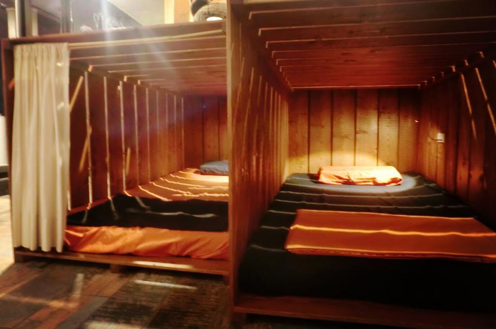 perBed Hostel-Sun Moon Lake Station Yuchi Buitenkant foto